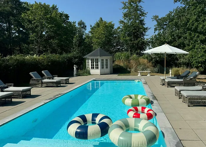 Historic With Pool At Marielyst * Bøtø By