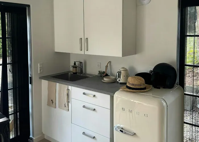 Nyaraló Historic With Pool At Marielyst